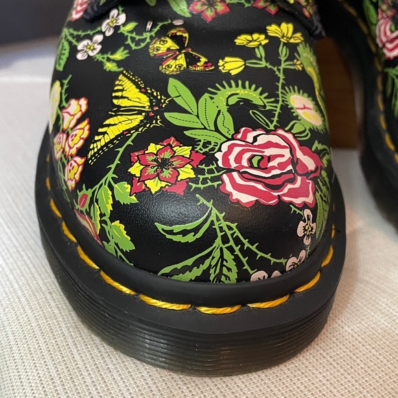 Dr Martens 1460 Floral Bloom Backhand Leather Lace Up Boots US L7 - Picture 7 of 17